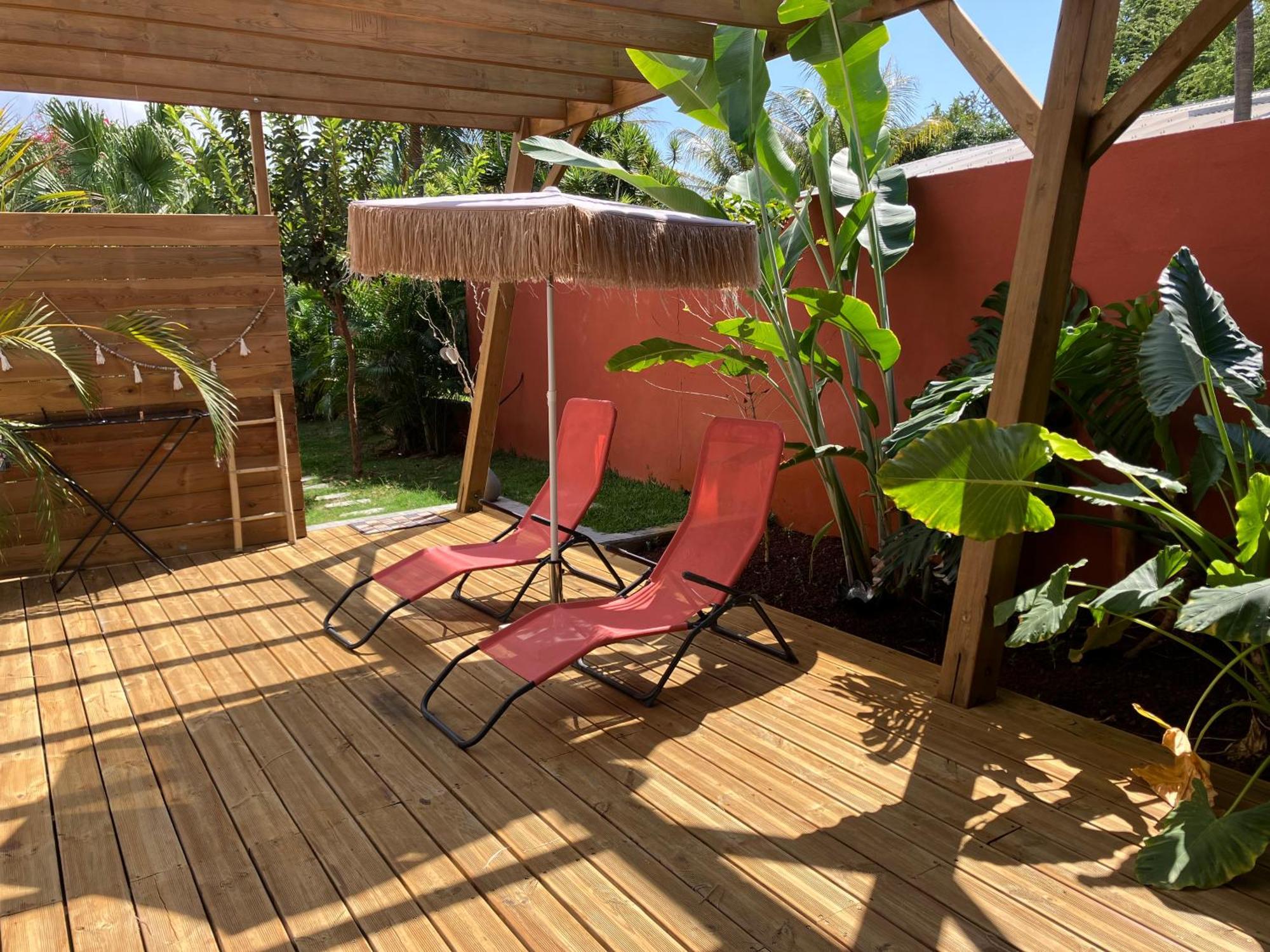 Kazacoco Bungalow A 5 Min A Pieds Du Lagon ラ・サリーヌ・レ・バン エクステリア 写真